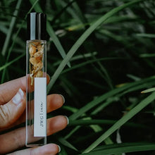 Load image into Gallery viewer, Essential Oil Perfume Rollers