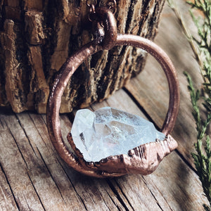 Halo Quartz Necklace