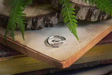 Load image into Gallery viewer, Sterling Silver Arrow Ring
