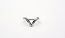 Load image into Gallery viewer, Sterling Silver Vixen Ring
