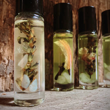 Load image into Gallery viewer, NEW MOON AROMATHERAPY OIL ROLLER
